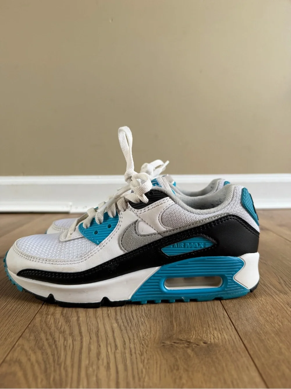 Nike Air Max 90 Retro Laser Blue Men’s Shoes Size 5 CJ6779-100